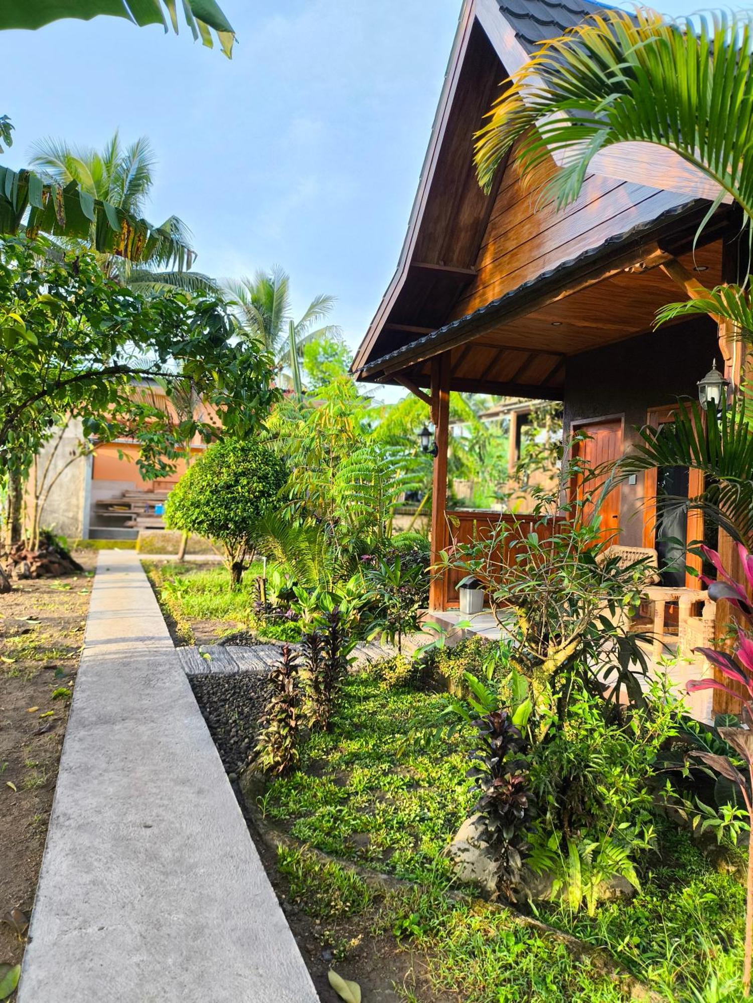 Tetebatu Valley Bungalows Exterior photo